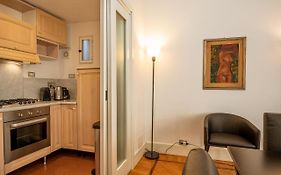 Ninetyone Via Sistina Apartment Spanish Steps